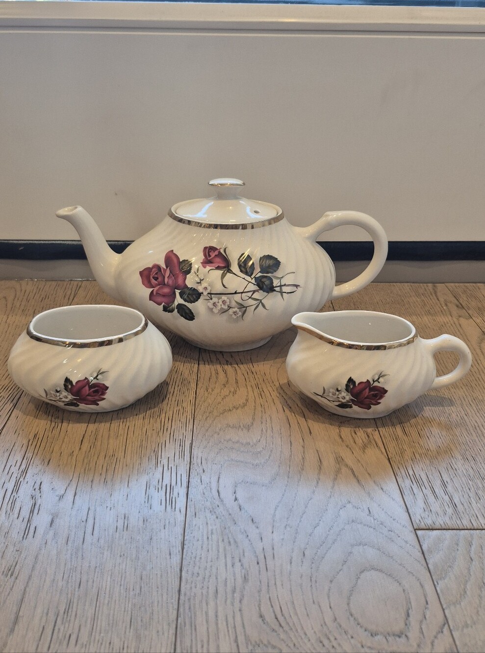 Arthur Wood England 5167 Antique Teapot Set
